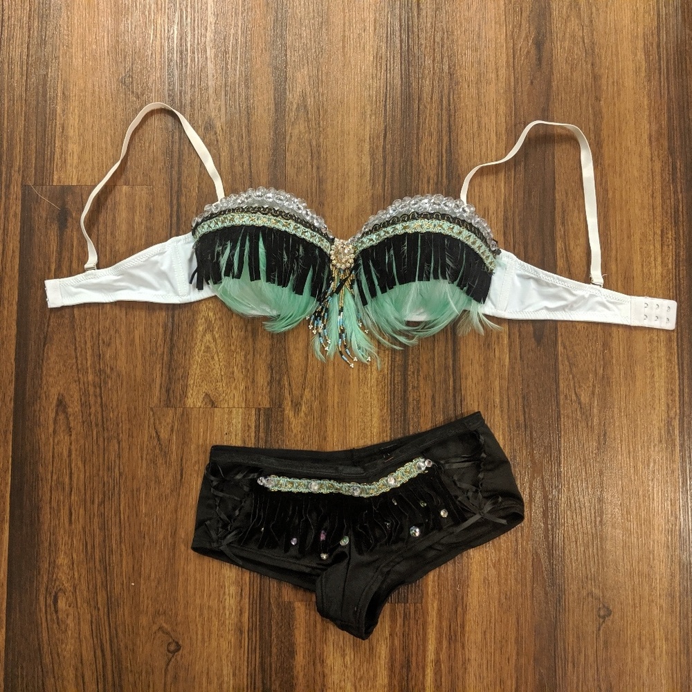 Electric Laundry Peacock GoGo costume 👯‍♀️ 🦚